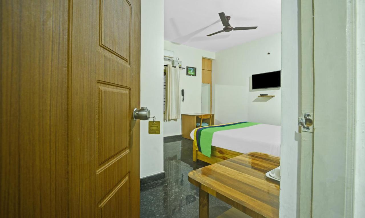 Treebo Trend Karan Residency Hotel Mysore Exterior photo